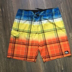 🛍HP🛍 Mens quicksilver swimwear/ shorts 🩳